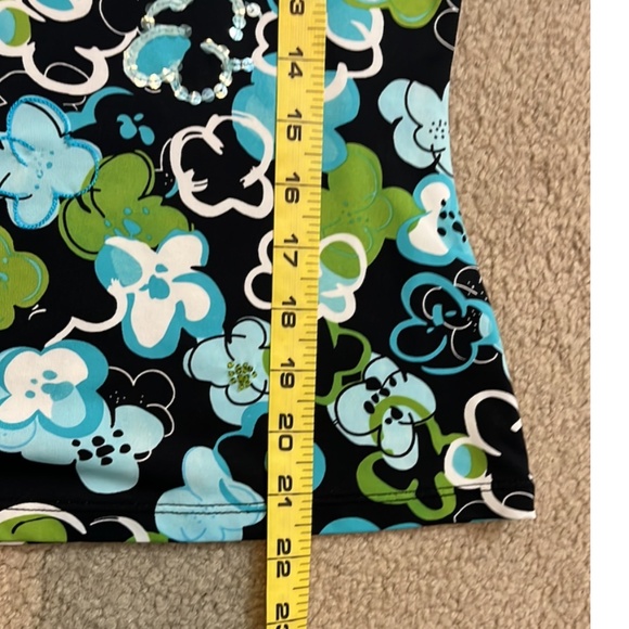EUC Stretchy floralshort sleeve top from INC International Concepts, size MP - Picture 4 of 7